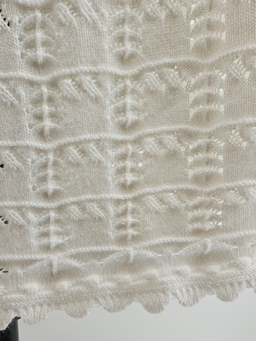 Zesica White Open Knit Crochet Sweater Top Scalloped Cottagecore Romantic - Picture 3 of 12